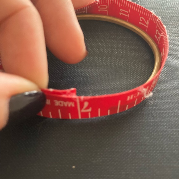 Set of four brass bangles - small wrists - Picture 6 of 7